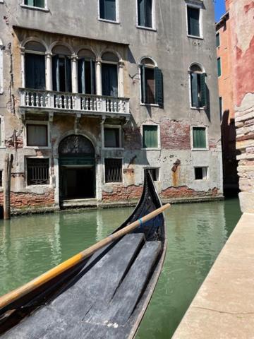 San Marco Apartment With Canal View Velence Kültér fotó
